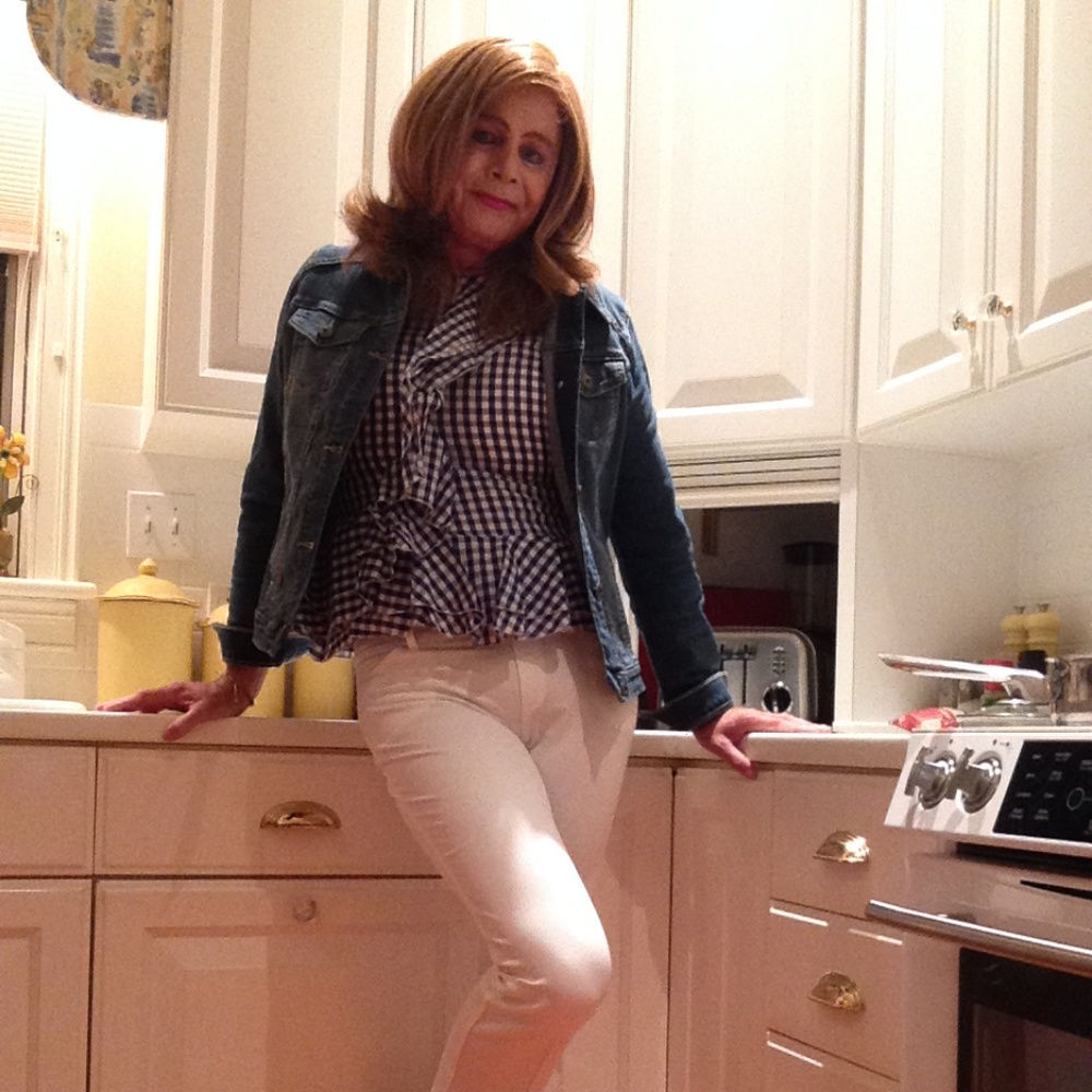 blouse - Picture 2 of 4
